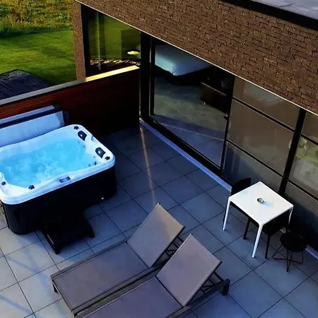 Luxurious Holiday Home In Jalhay With Sauna And Jacuzzi * サルト・レ・スパ
