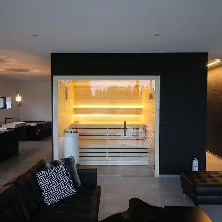 別荘 Luxurious Holiday Home In Jalhay With Sauna And Jacuzzi *